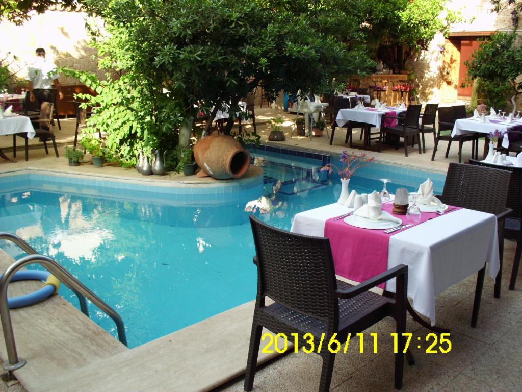 אנטליה Villa Perla Hotel מראה חיצוני תמונה
